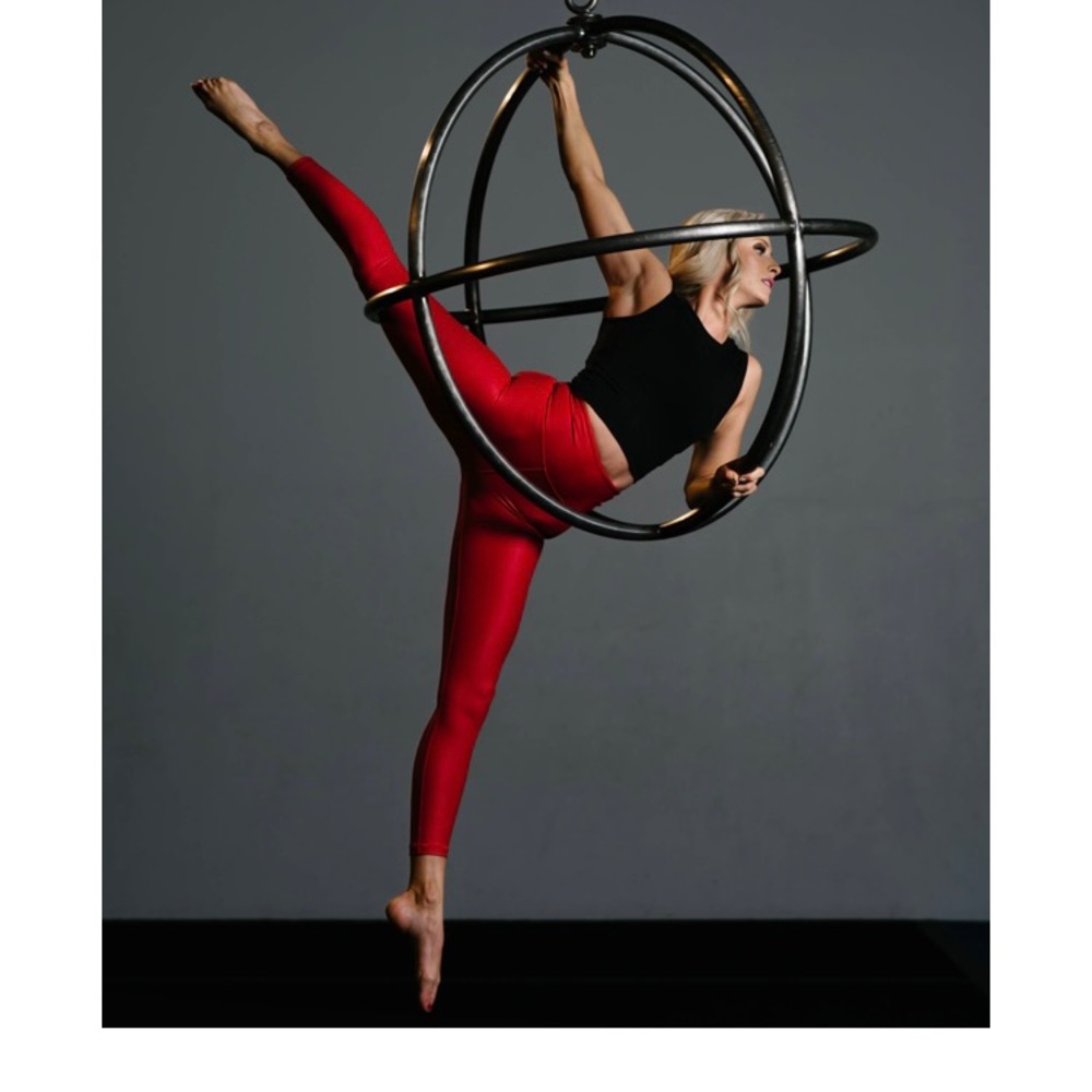 Zyia Red Metallics